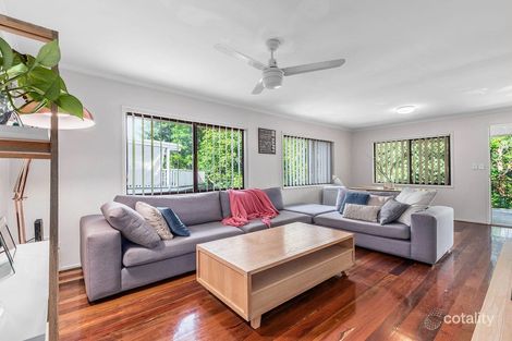 2/10 Roseglen St, Greenslopes, QLD 4120