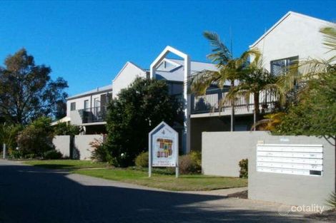 7/4 Waterway Ct, Churchlands, WA 6018