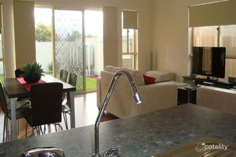 Property photo of 2E Quintus Terrace Dover Gardens SA 5048