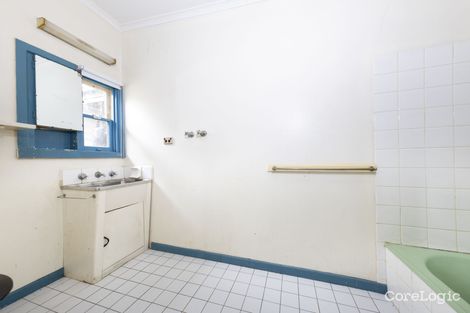 Property photo of 76 Woods Street Newport VIC 3015