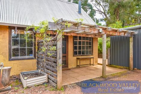 29 Greys Hill Rd, Bridgetown, WA 6255
