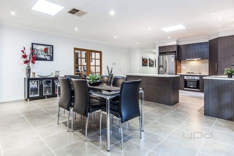 Property photo of 34 Wilkins Crescent Burnside Heights VIC 3023