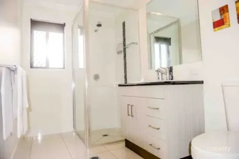 Property photo of 2/43 Anakie Street Emerald QLD 4720