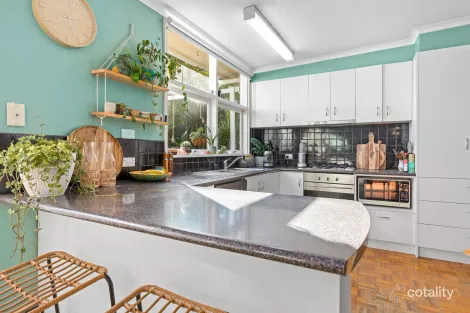 Property photo of 82 Kars Street Frankston VIC 3199