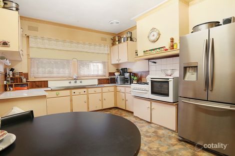 Property photo of 8 Tomkins Parade Benalla VIC 3672
