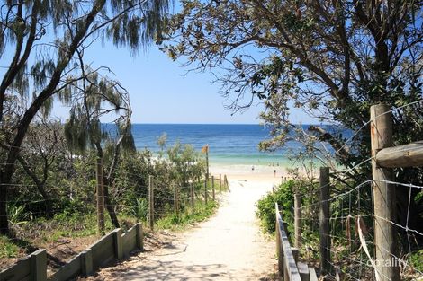 Property photo of 1/50 Jarnahill Drive Mount Coolum QLD 4573