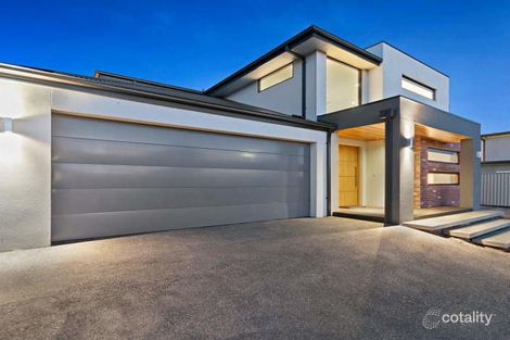 Property photo of 4 Greenhood Place Langwarrin VIC 3910