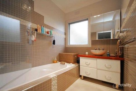 Property photo of 2/19 Monckton Road Bundoora VIC 3083