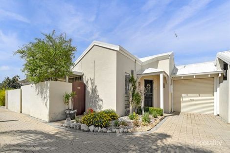 Property photo of 15A St Vincent Place Ocean Reef WA 6027