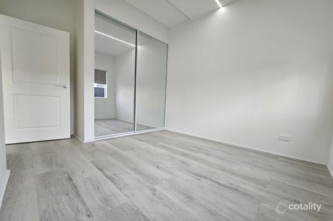Property photo of 68 Brushwood Drive Alfords Point NSW 2234