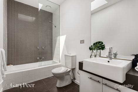 Property photo of 3/65 Hawthorn Road Caulfield North VIC 3161