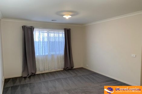 Property photo of 30 Andie Way Tarneit VIC 3029