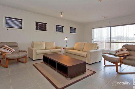 Property photo of 15 Kenneth Watson Drive Bandiana VIC 3691