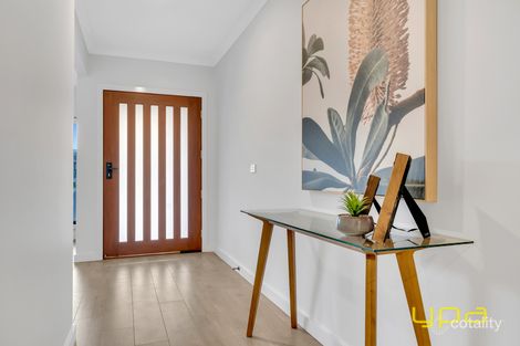 Property photo of 37 Marlborough Road Berwick VIC 3806