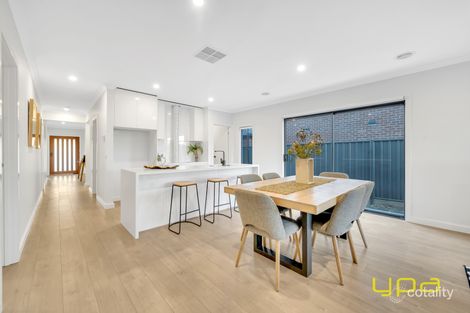 Property photo of 37 Marlborough Road Berwick VIC 3806