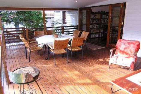 77 Baron St, Greenslopes, QLD 4120