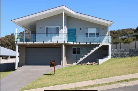 Property photo of 34 Yabbarra Drive Dalmeny NSW 2546