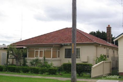 2 Upfold St, Mayfield, NSW 2304