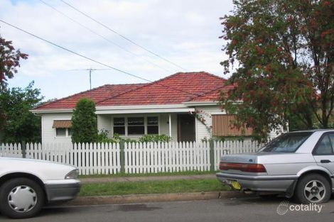 18 Bridge Rd, Westmead, NSW 2145