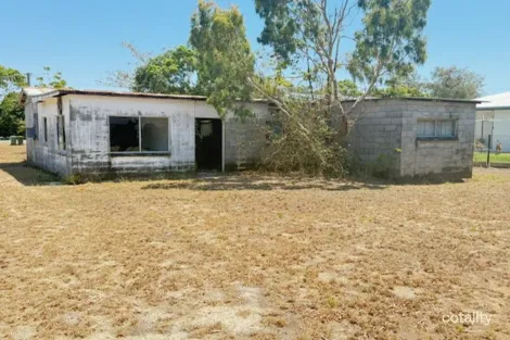 Property photo of 5 Tea Tree Close Bowen QLD 4805