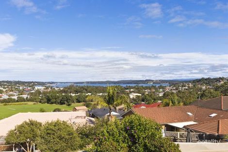 28 Buttermere Dr, Lakelands, NSW 2282