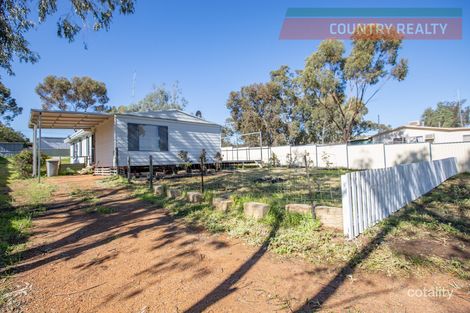 Property photo of 38 Cardwell Road York WA 6302