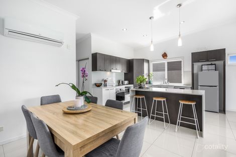 Property photo of 8/15 Fox Street Wynnum QLD 4178