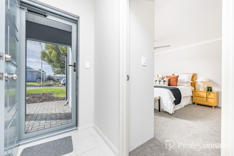 Property photo of 5 Canister Rise Alkimos WA 6038