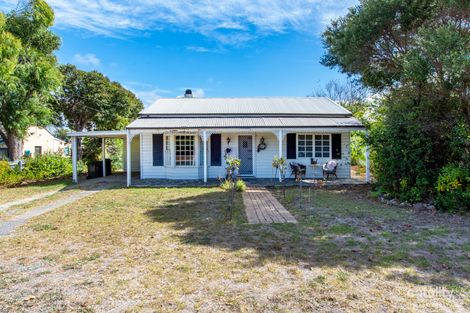 Property photo of 15 Dundalk Avenue McCracken SA 5211