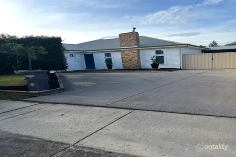 18 Dennis Ave, Keilor East, VIC 3033