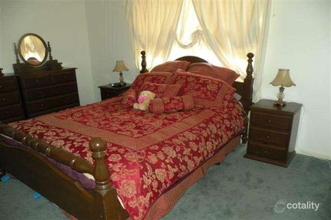 Property photo of 34 Feathertop Circuit Thurgoona NSW 2640