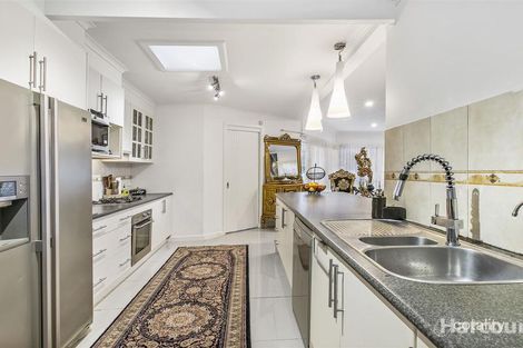 Property photo of 228 Greenslopes Drive Templestowe Lower VIC 3107
