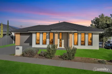 Property photo of 5 Jester Drive Cobblebank VIC 3338