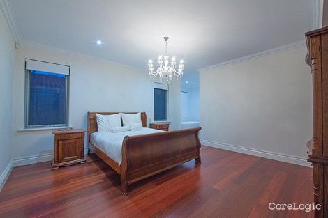 Property photo of 21 Thomas Street Safety Bay WA 6169