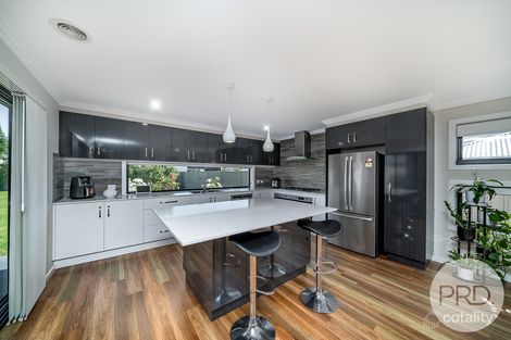 Property photo of 94 Messenger Avenue Boorooma NSW 2650