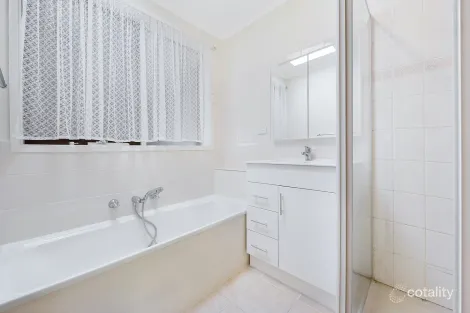 Property photo of 23 Millswyn Avenue Hampton Park VIC 3976