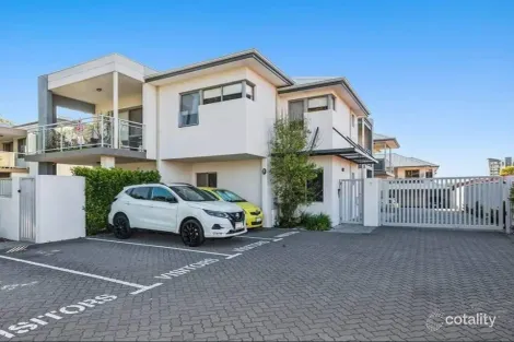 Property photo of 3/5 Cleaver Terrace Rivervale WA 6103