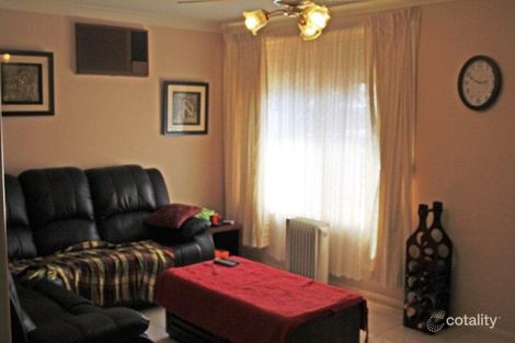 Property photo of 20 Petunia Place Macquarie Fields NSW 2564