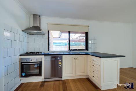 26 Hawkesbury Rd, Werribee, VIC 3030