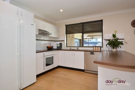Property photo of 5 Stringybark Close Fletcher NSW 2287