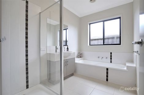 Property photo of 19 Eccles Way Leongatha VIC 3953