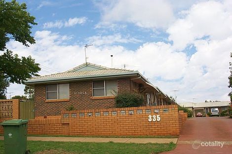 335 West St, Harristown, QLD 4350