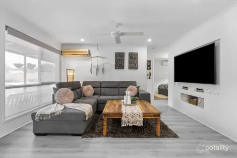 Property photo of 2/81 Kangaroo Avenue Coombabah QLD 4216