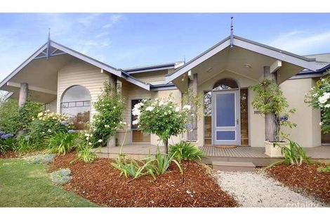 Property photo of 215 Grove Road Grovedale VIC 3216