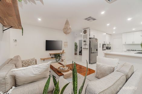 Property photo of 28 Havilland Drive Roxburgh Park VIC 3064