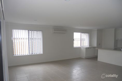 Property photo of 10 Timberlake Place Springfield Lakes QLD 4300