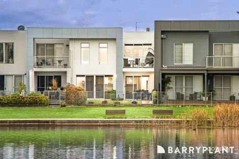 17 Albatross Dr, Pakenham, VIC 3810