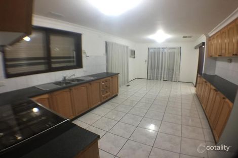 Property photo of 2 Grenda Court Dandenong VIC 3175