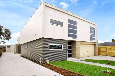 9 Pine Ave, North Shore, VIC 3214