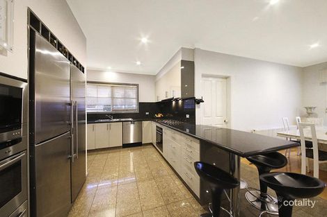 Property photo of 1 Abergeldie Avenue McKinnon VIC 3204